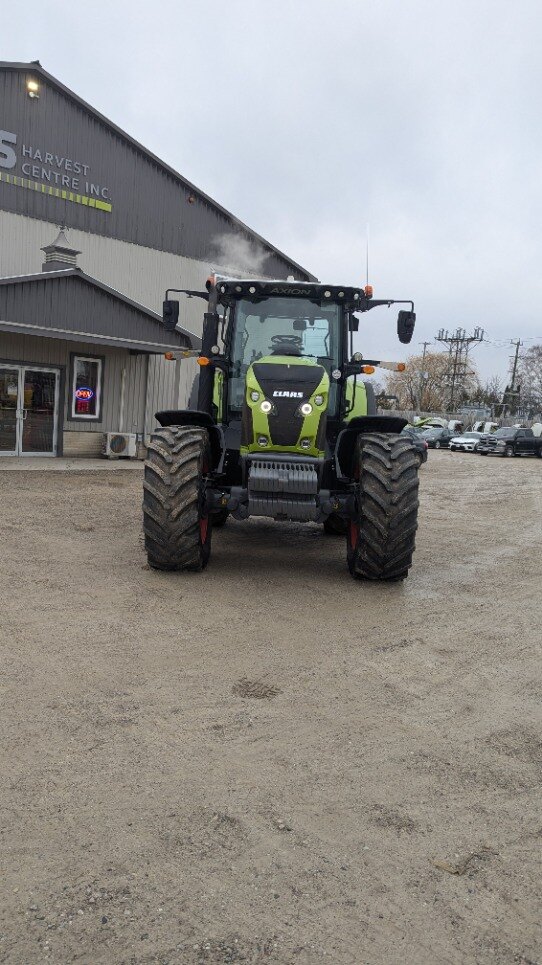 2018 CLAAS Axion 840