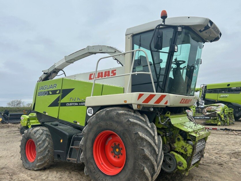 2007 CLAAS JAGUAR 850 GREEN EYE