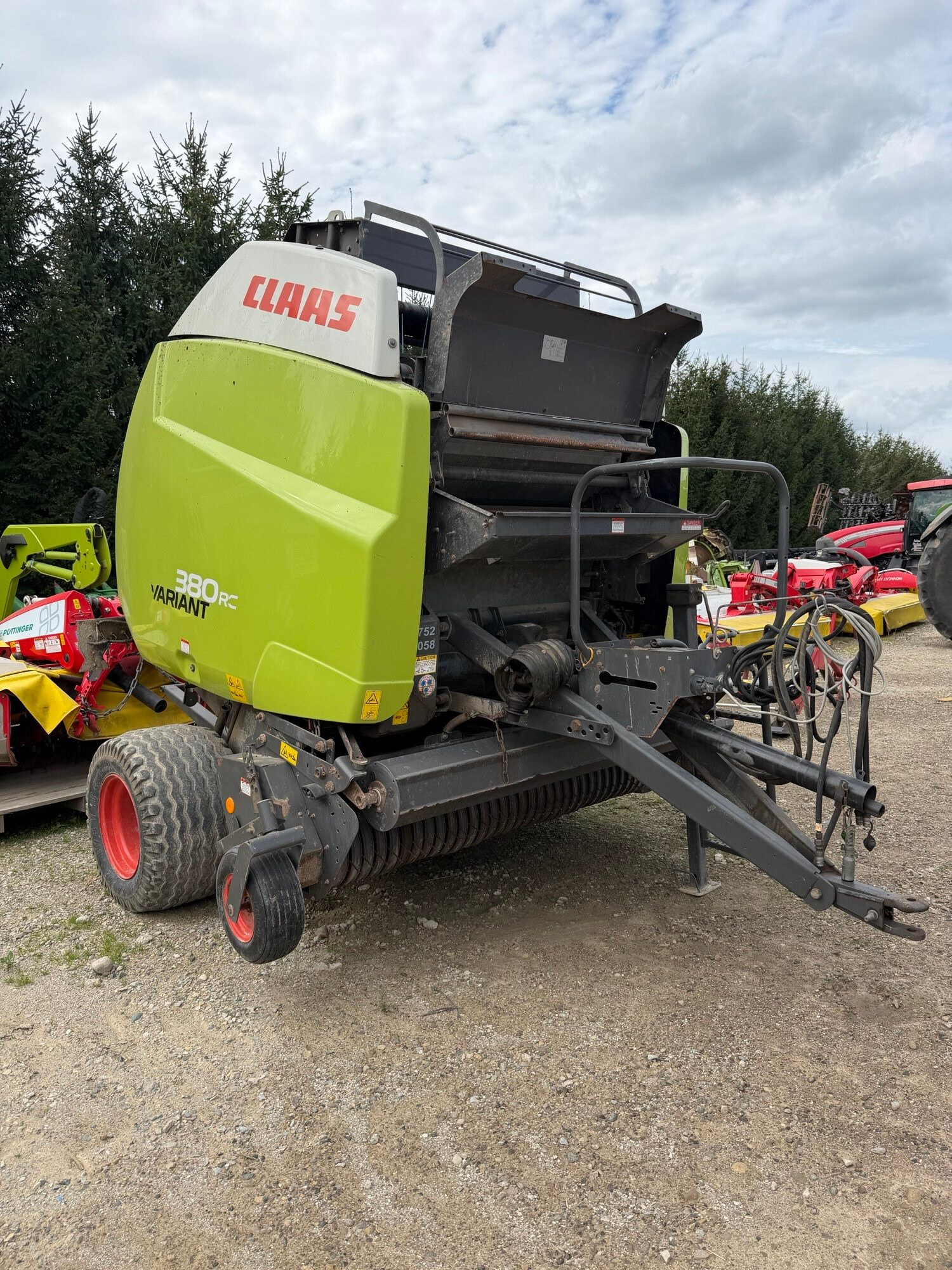 CLAAS VARIANT 380RC