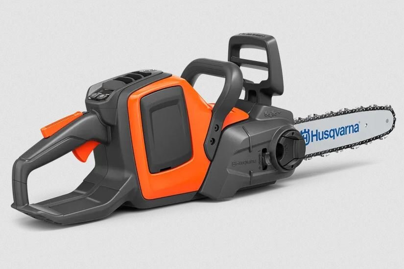 HUSQVARNA Power Axe 225i (battery and charger included)