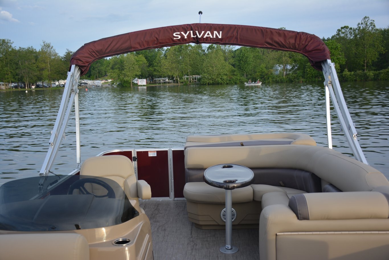 Sylvan Mirage Cruise 8520 Cruise