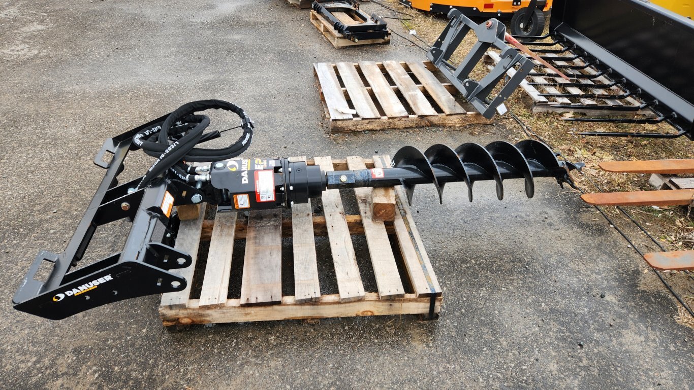 BRAND NEW Danuser EP1020 Hydraulic Post Hole Auger