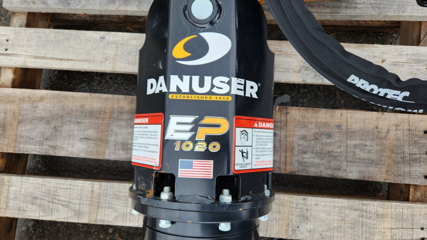 BRAND NEW Danuser EP1020 Hydraulic Post Hole Auger