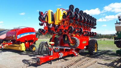 NEW Vaderstad TPL 16 corn planter