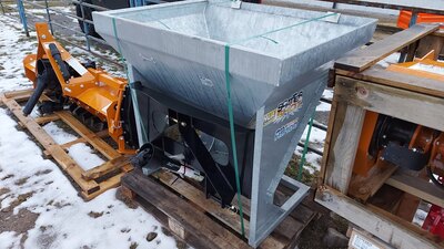 NEW HLA PTO drive Scattershot sand & salt spreader
