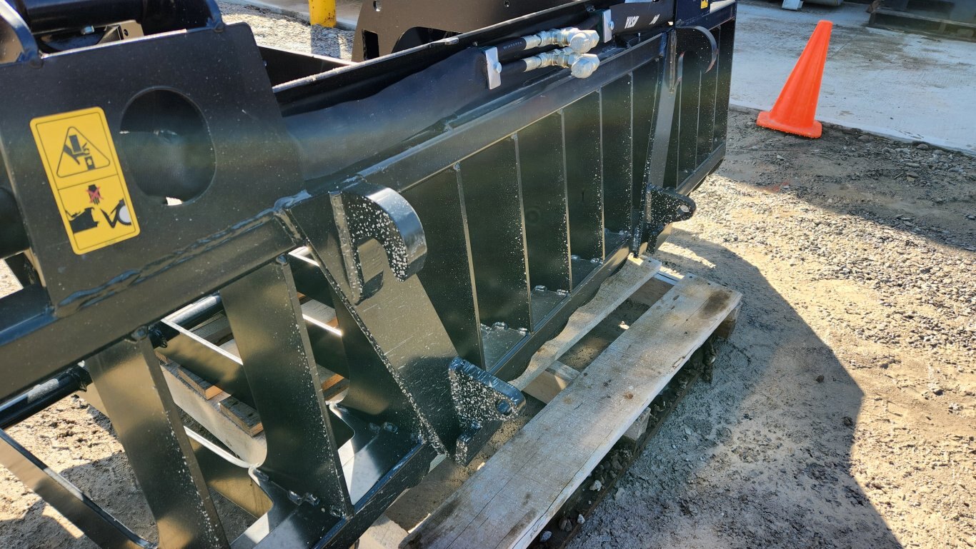 BRAND NEW HLA BRG84AO600 brush grapple