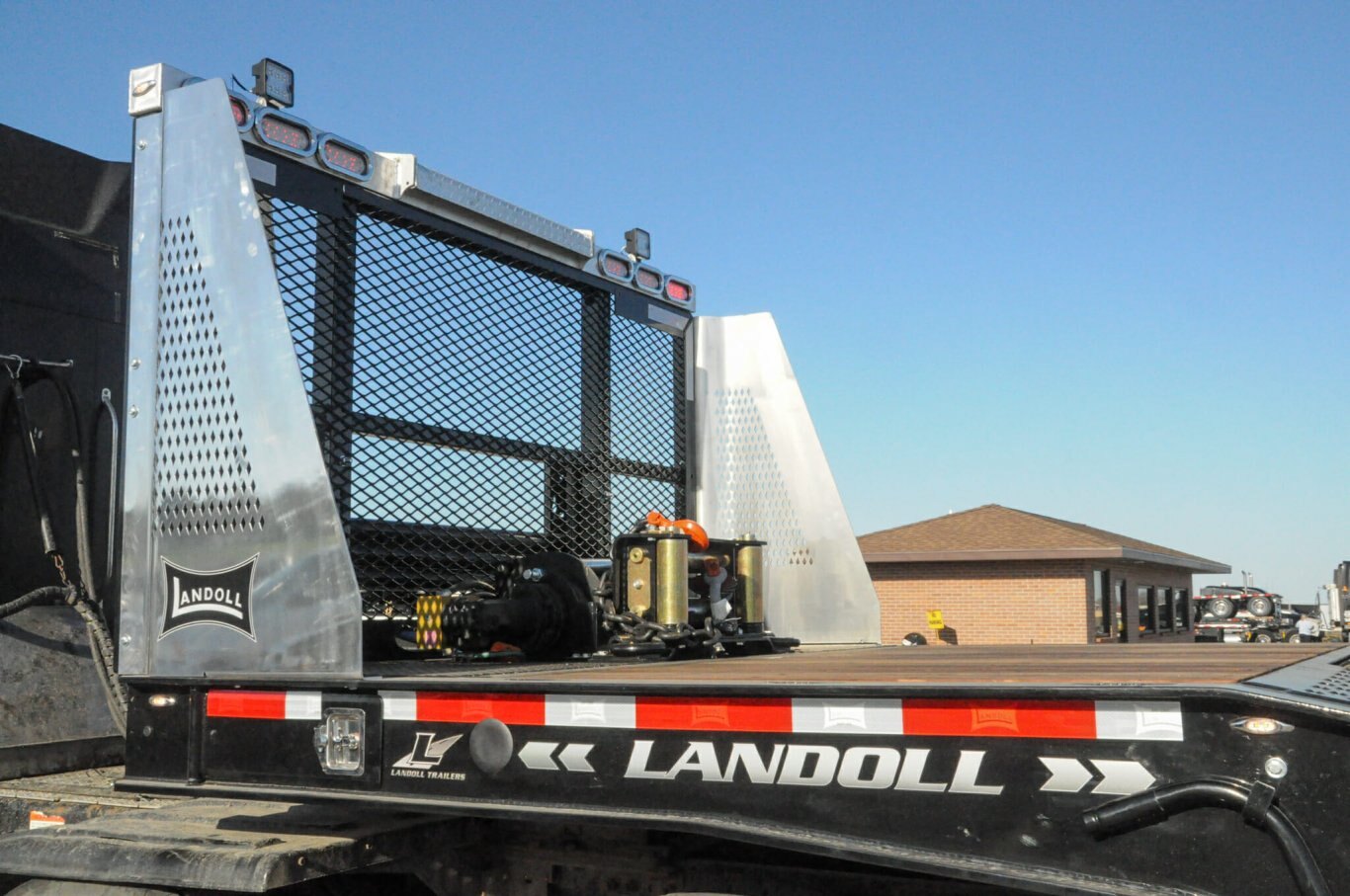 Landoll 455B TRAVELING AXLE TRAILER ANNIVERSARY GRAY