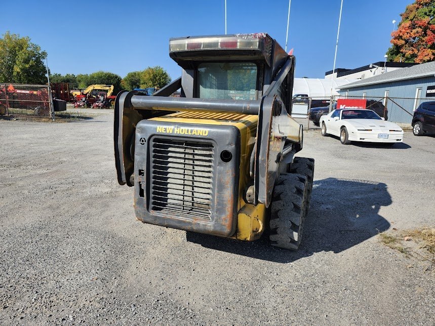 2010 New Holland L175