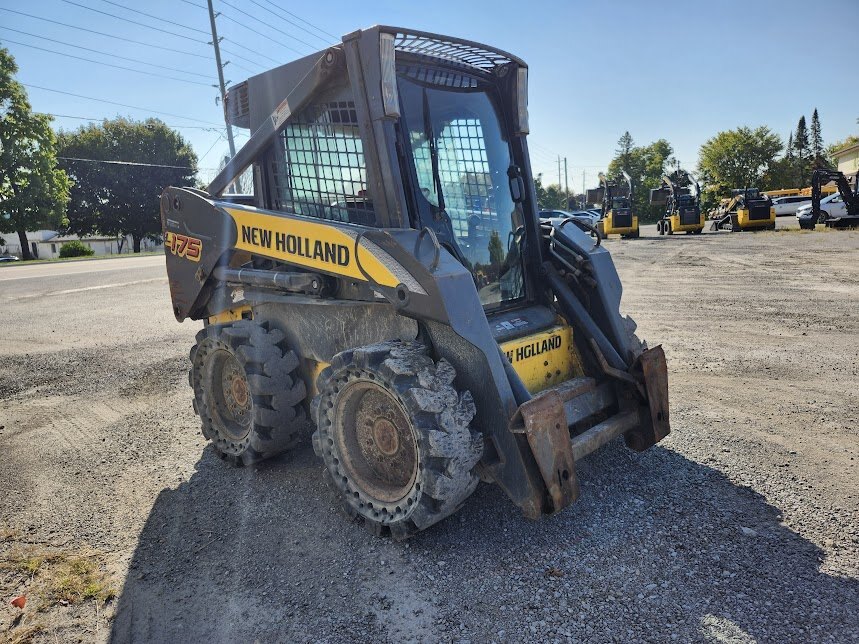 2010 New Holland L175