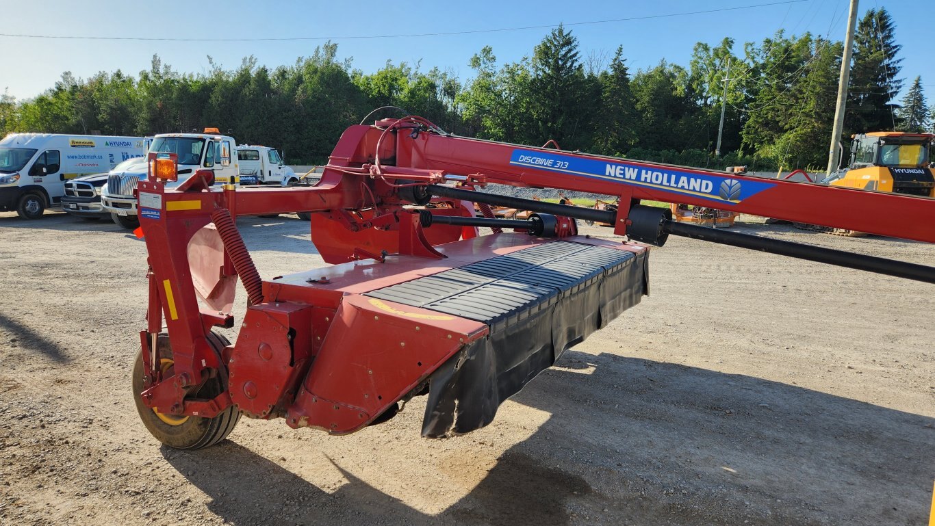 2018 New Holland 313 discbine