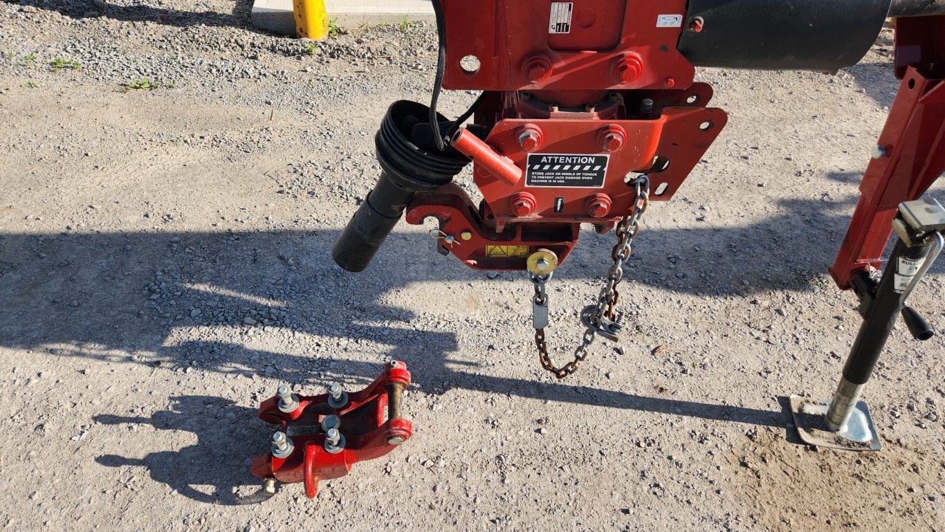 2018 New Holland 313 discbine