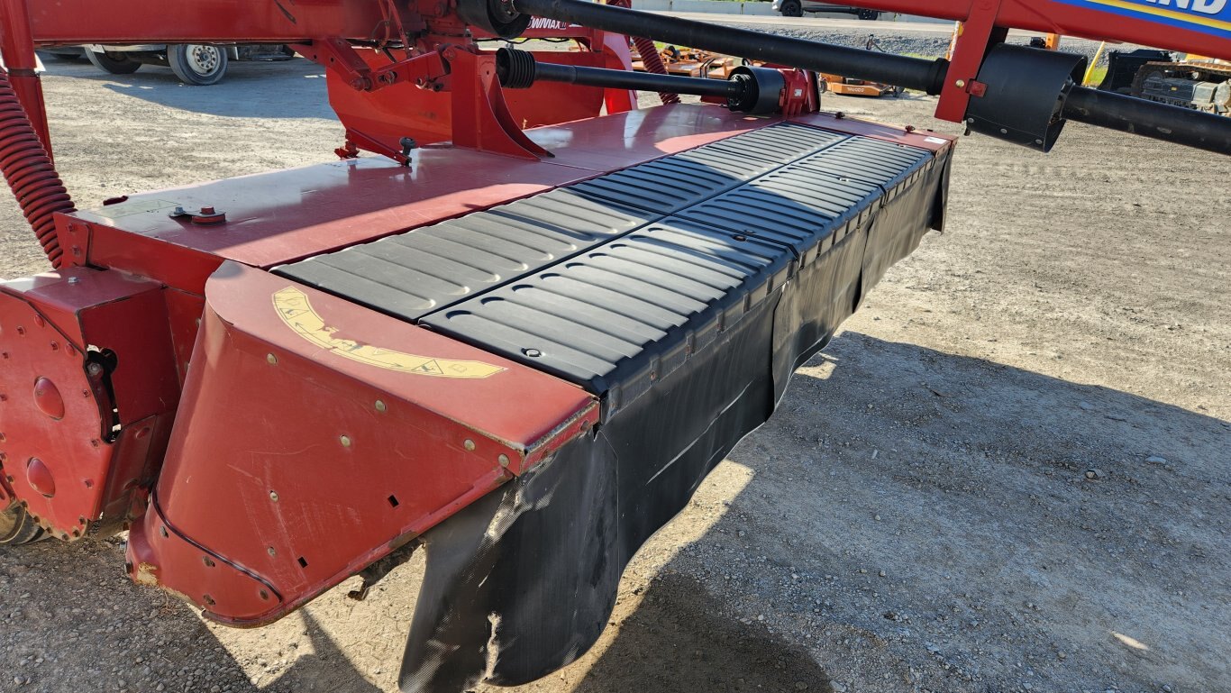 2018 New Holland 313 discbine