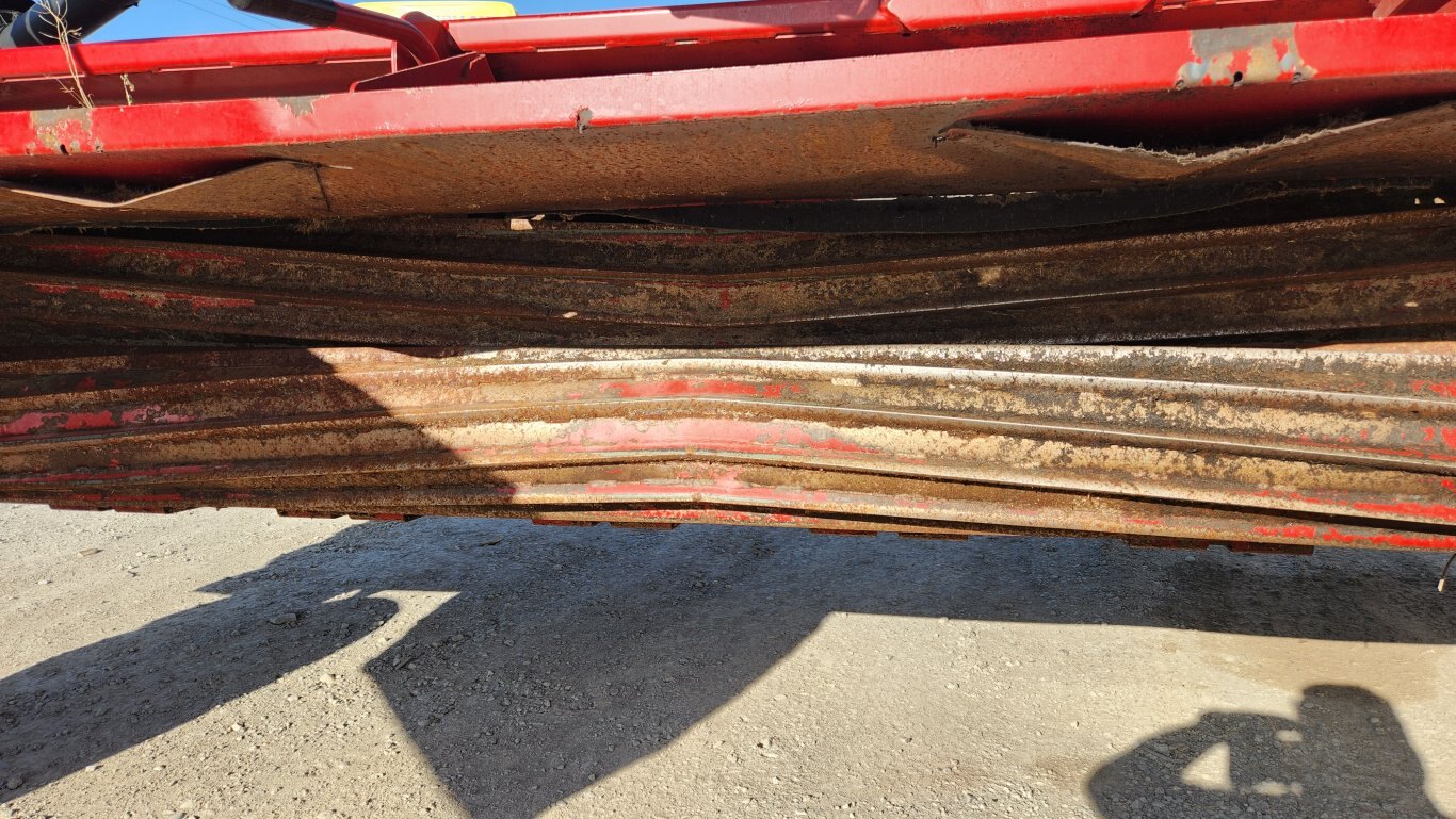 2018 New Holland 313 discbine