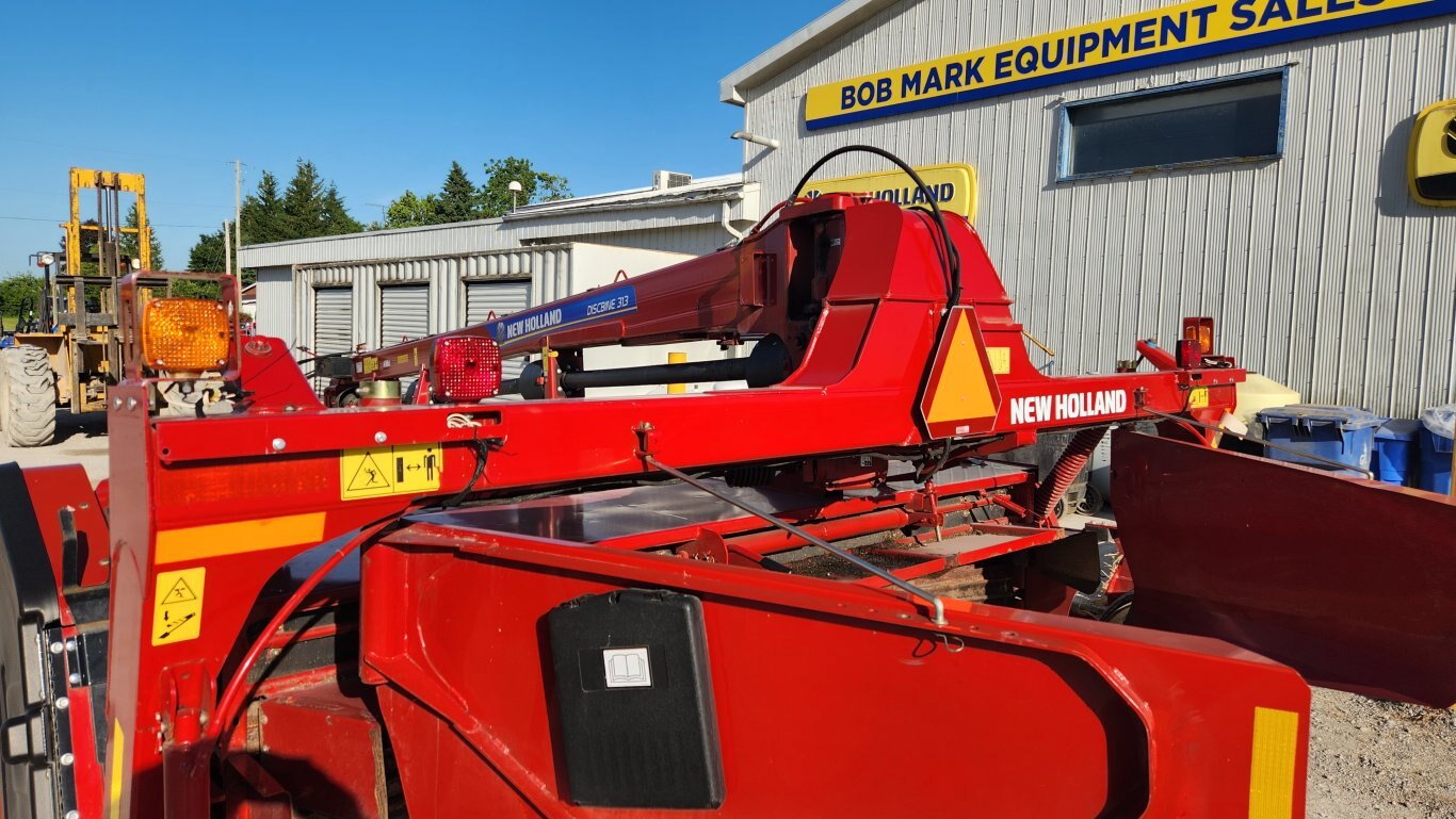 2018 New Holland 313 discbine