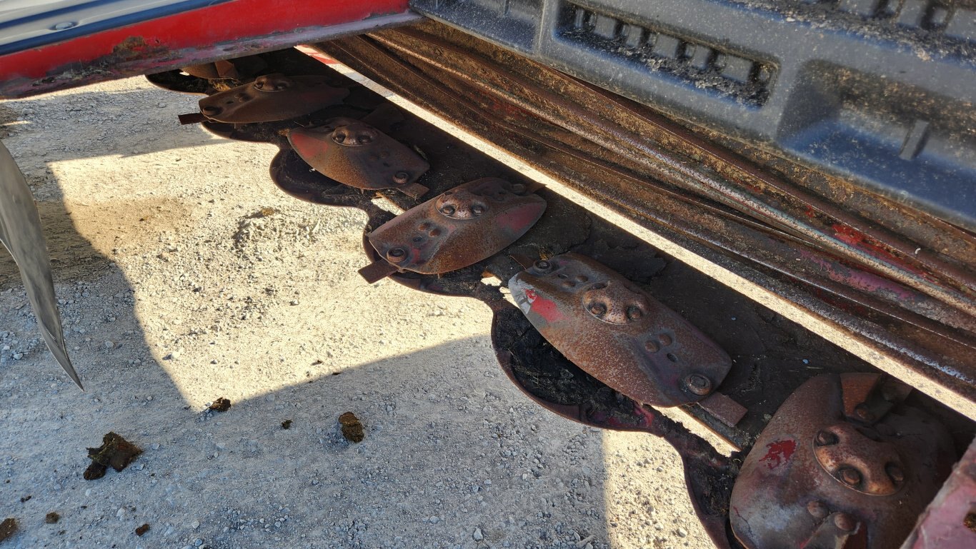 2018 New Holland 313 discbine