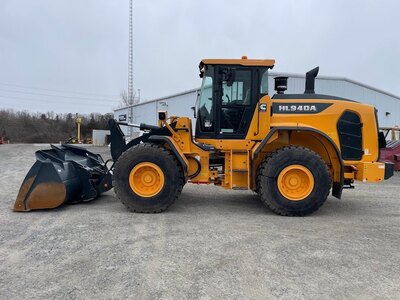 2023 Hyundai HL940A
