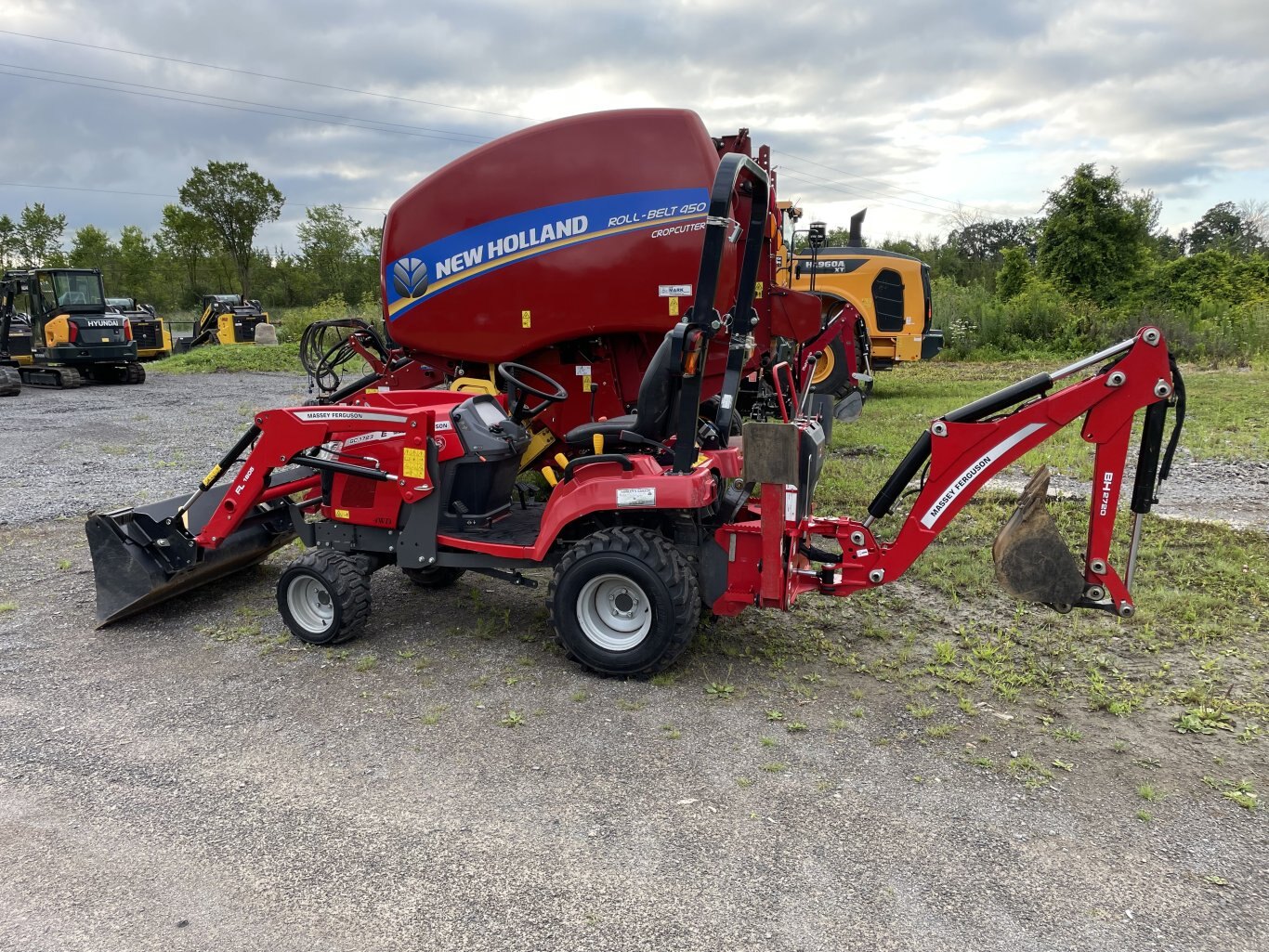 2021 Massey Ferguson GC1723E