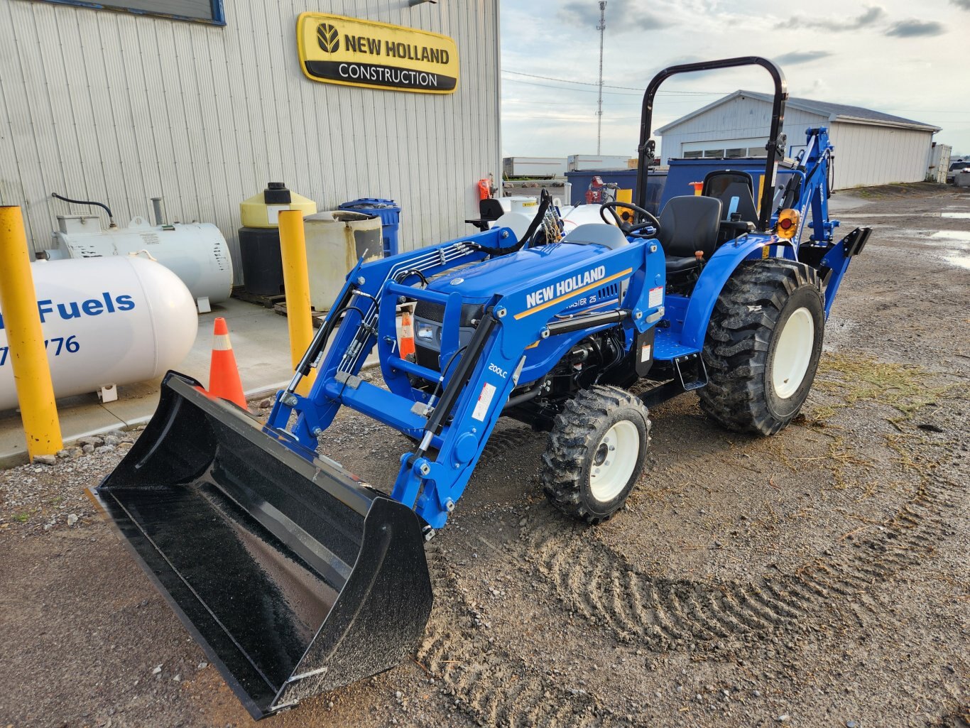 New Holland Workmaster 25 compact tractor with loader & backhoe