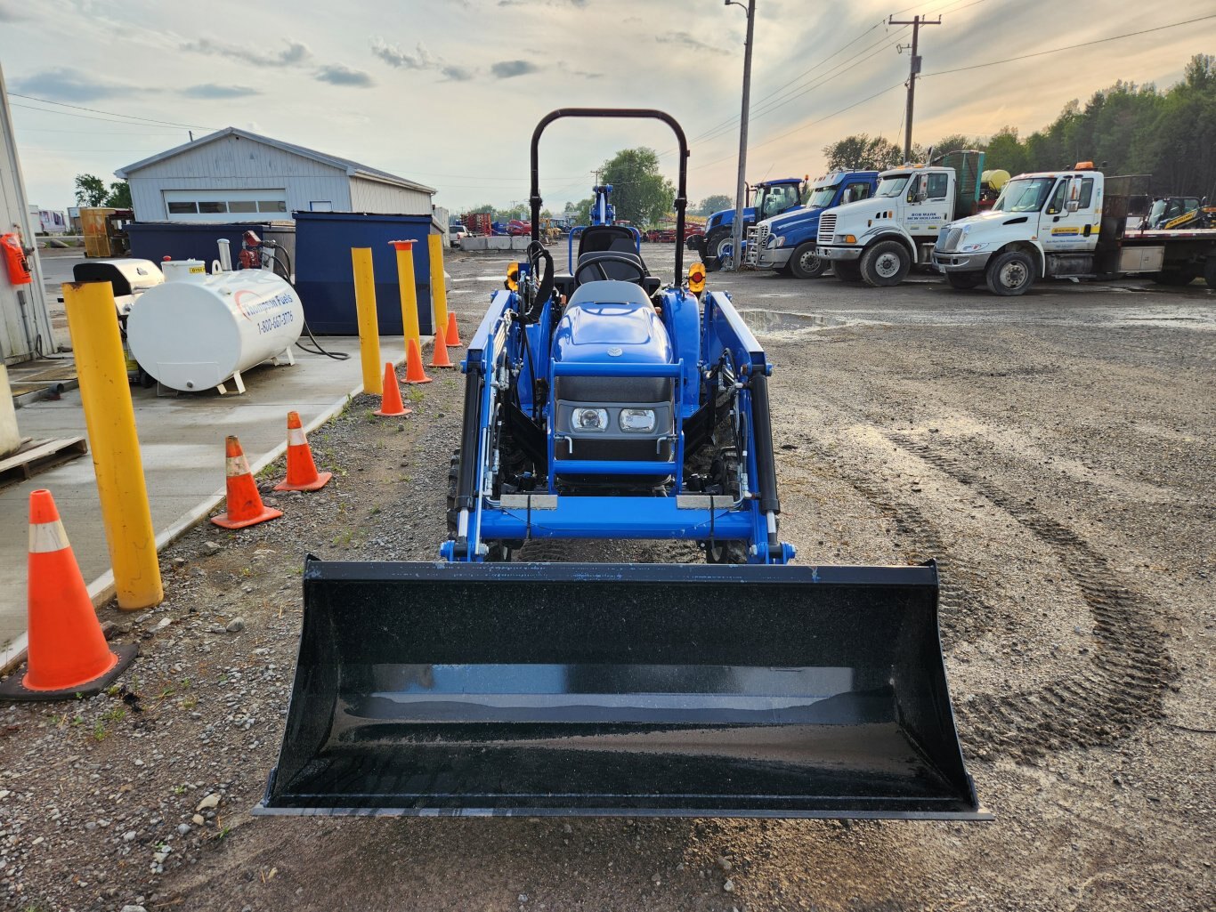 New Holland Workmaster 25 compact tractor with loader & backhoe