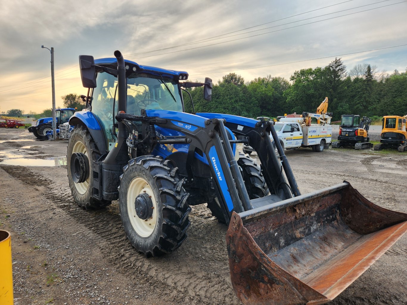 New Holland T5.100 T6.175 tractors