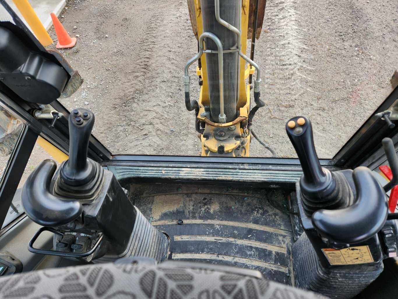 New Holland B95B backhoe