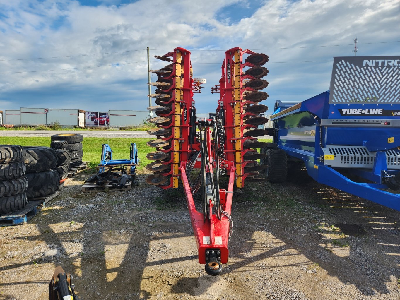 Vaderstad Carrier L525 high speed disc