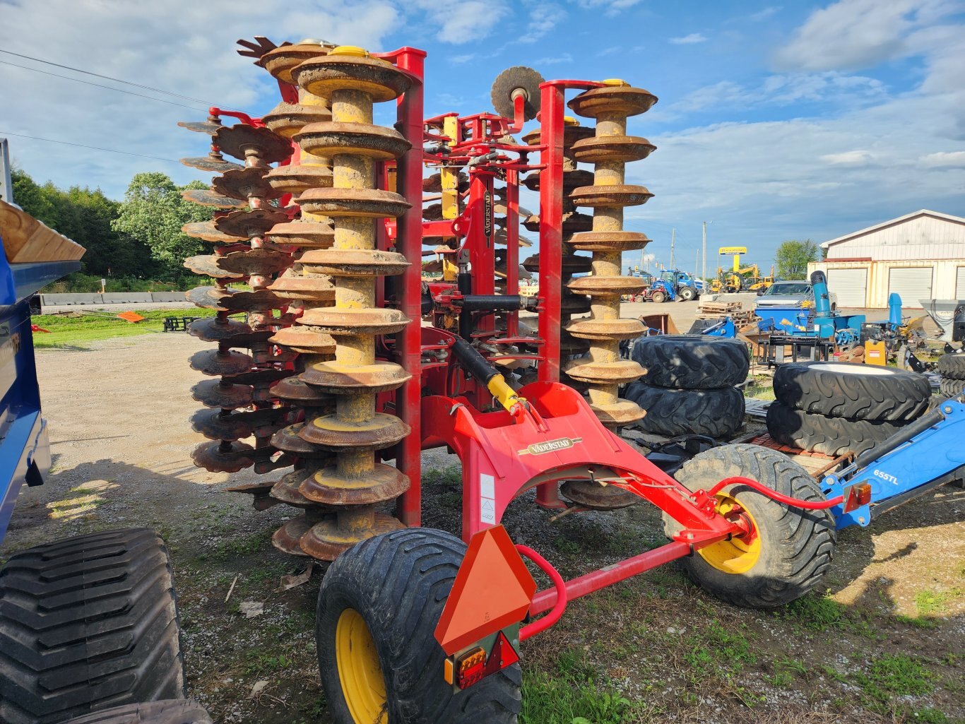 Vaderstad Carrier L525 high speed disc