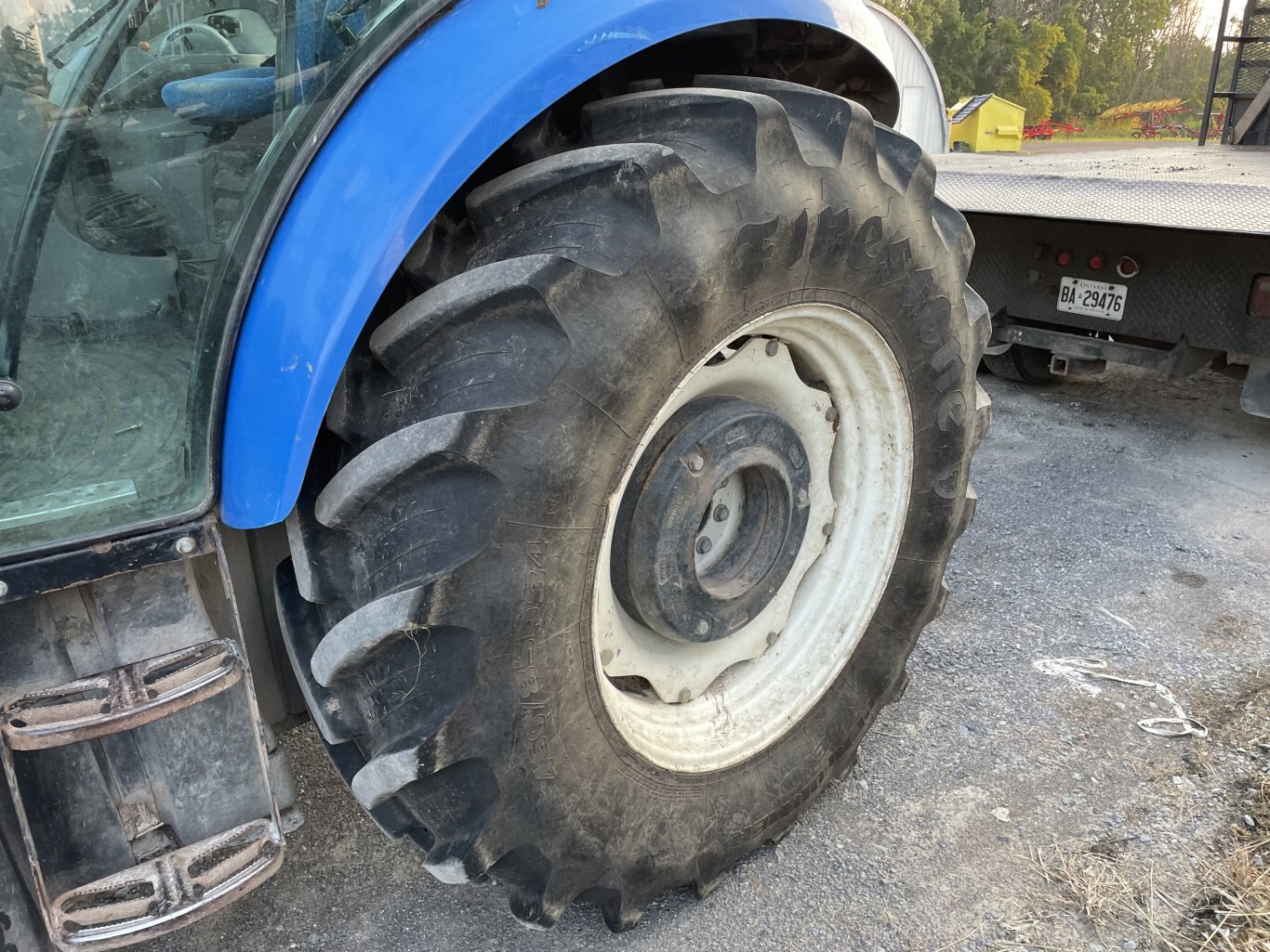 2014 New Holland T4.105 Dual Command tractor