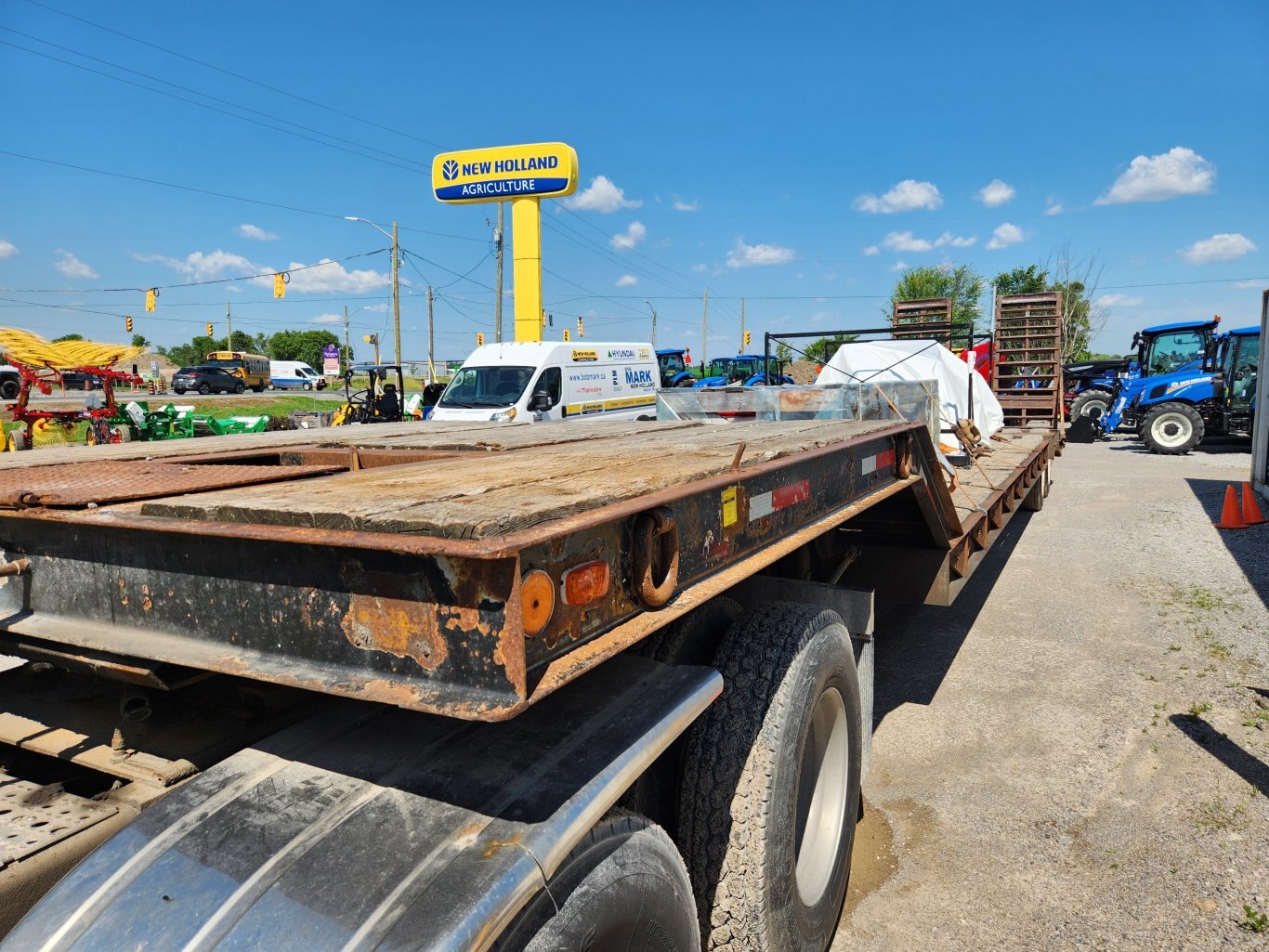 1988 Wallace LBT 30 low boy trailer