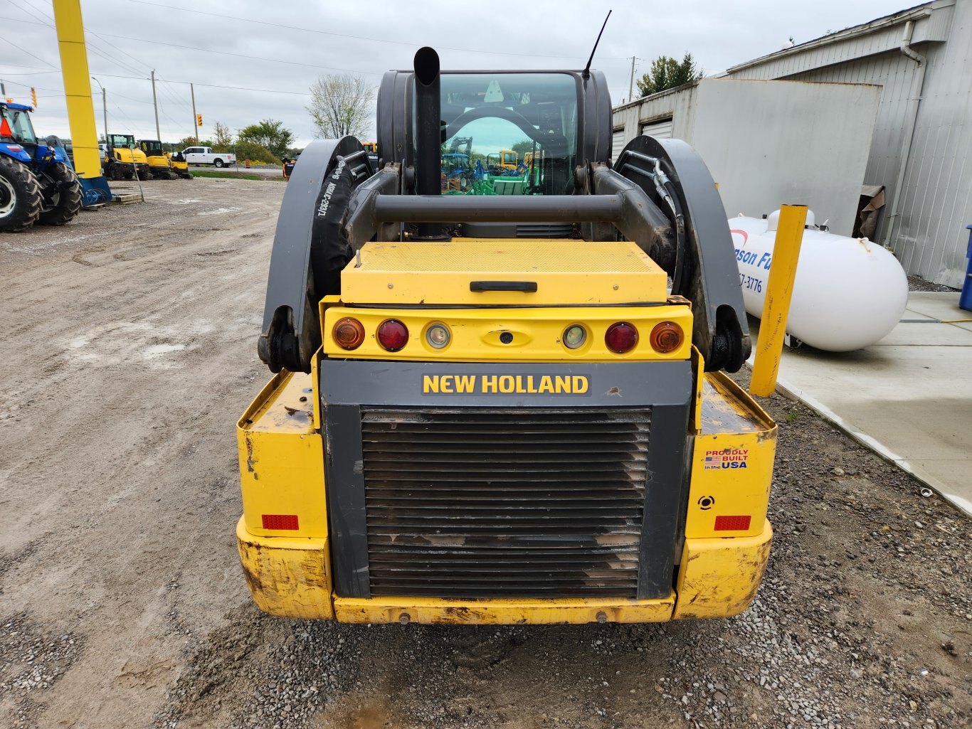 2021 New Holland L328 skid steer