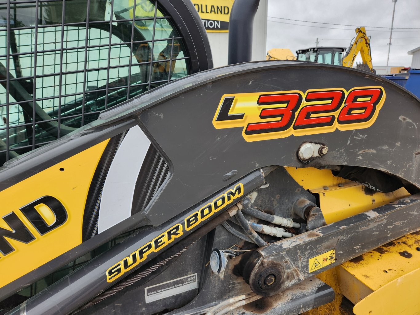 2021 New Holland L328 skid steer