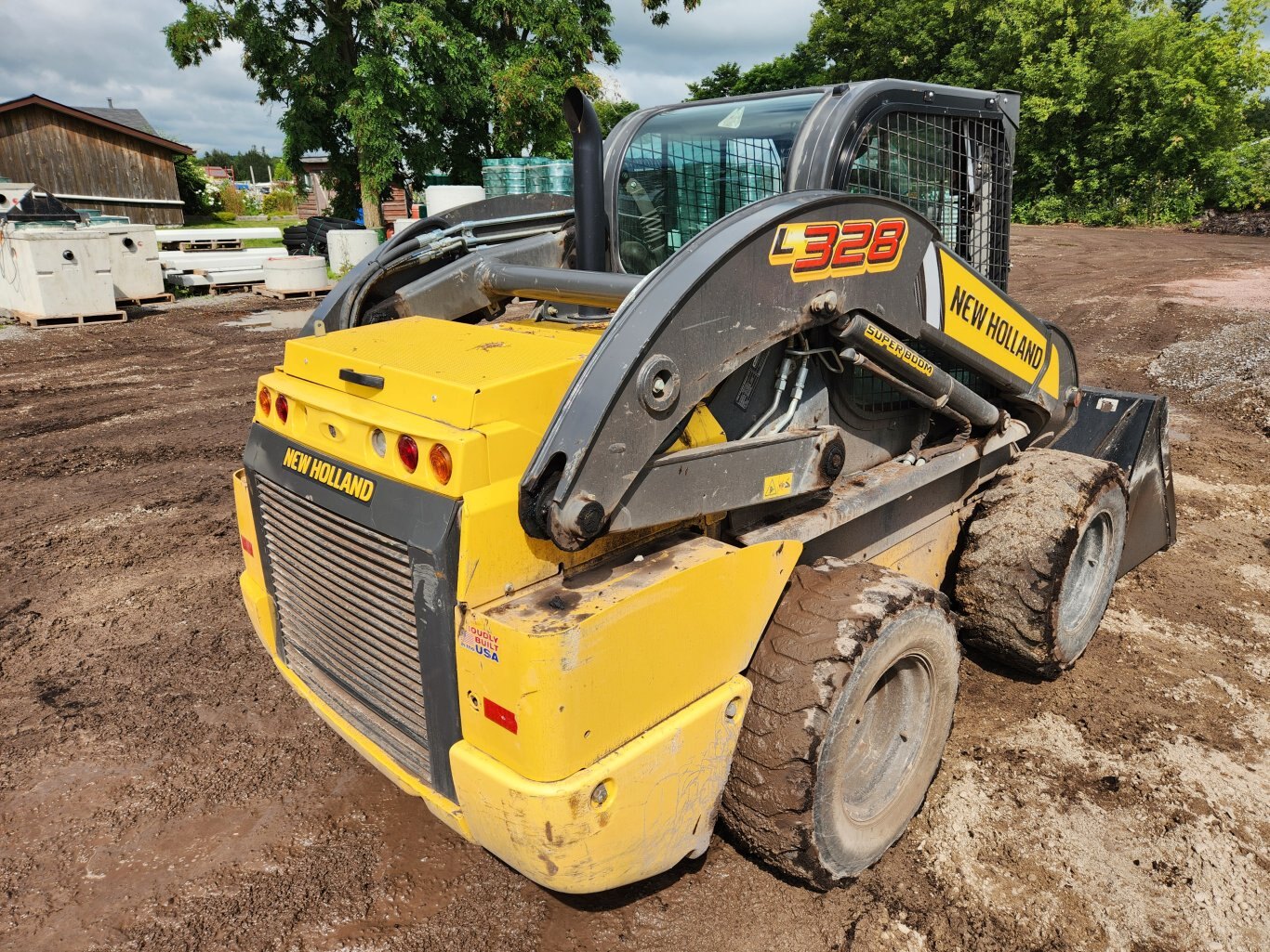 2021 New Holland L328 skid steer