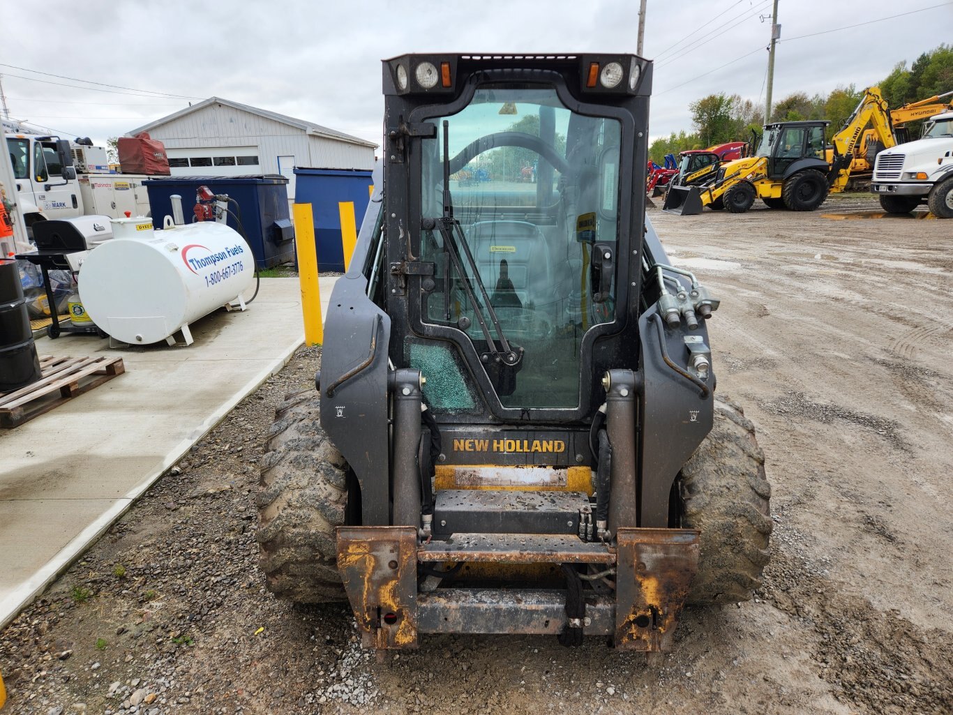 2021 New Holland L328 skid steer