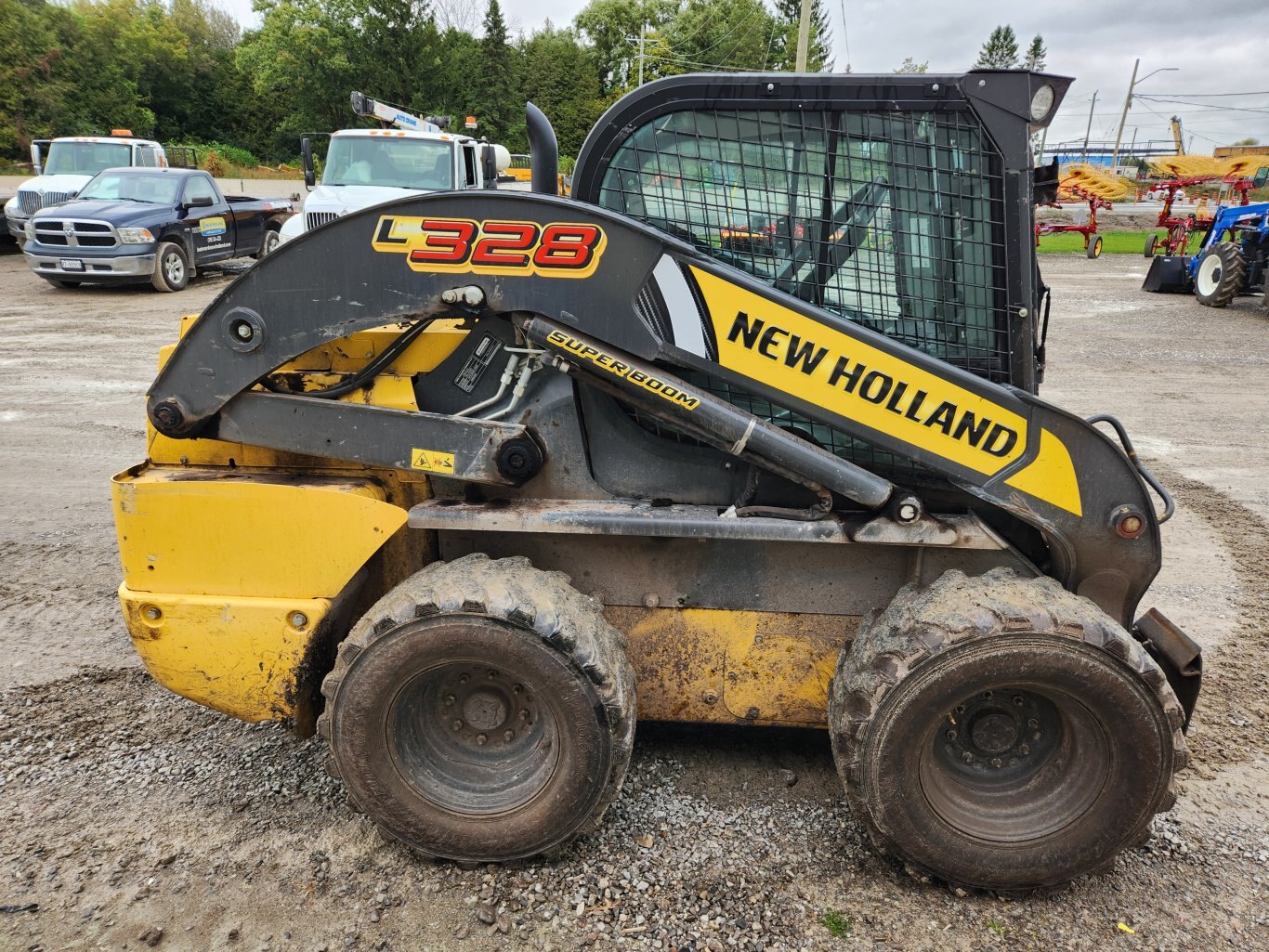 2021 New Holland L328 skid steer