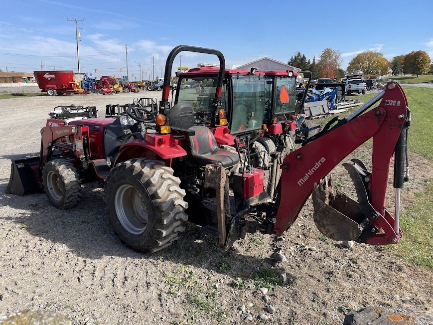 2021 Mahindra 1626 compact tractor loader backhoe