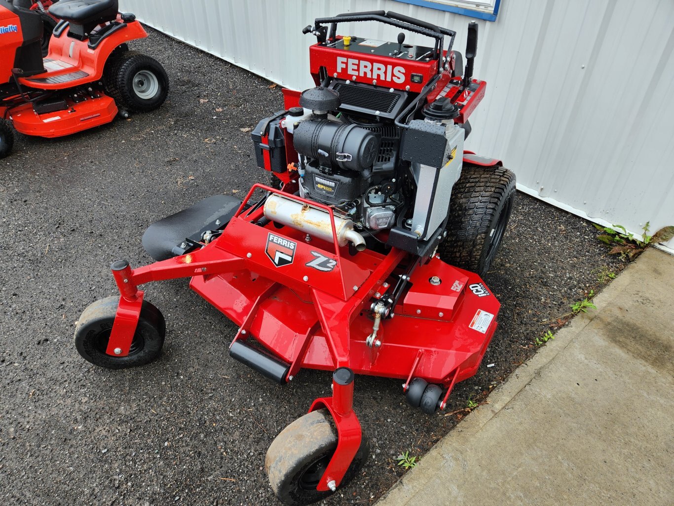 NEW Ferris SRSZ2 commercial stand-on mower