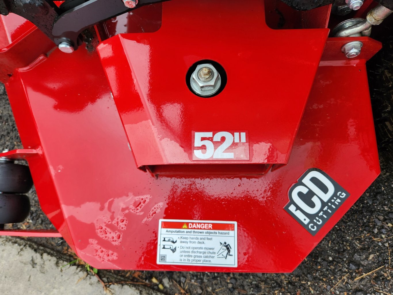 NEW Ferris SRSZ2 commercial stand on mower