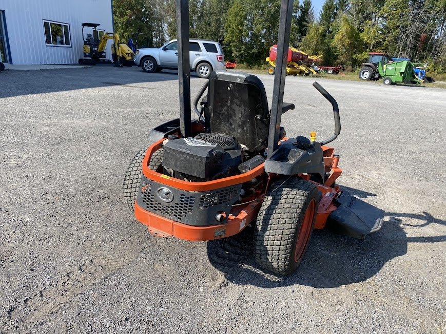 Kubota Kommander Z125S xero turn mower