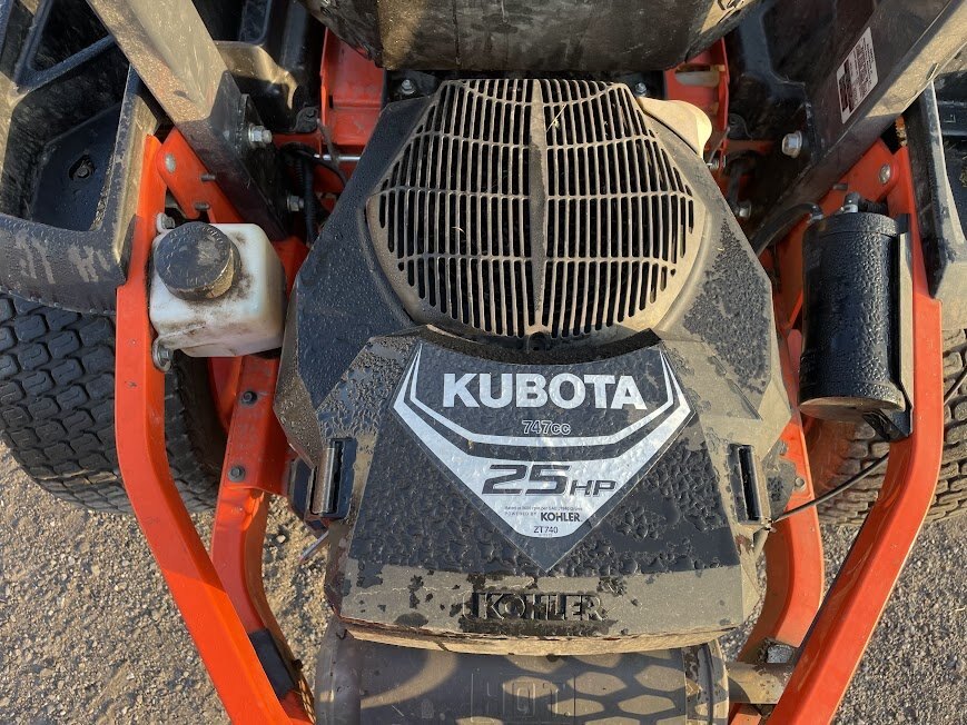 Kubota Kommander Z125S xero turn mower