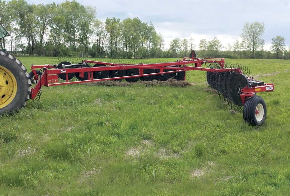 H&S FF6118 18 Wheel Flex Frame Rake