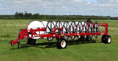 H&S HC7116 16-Wheel Hi-Capacity Rake