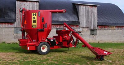 H&S RM7117 - 135-Bushel Roller Mixer