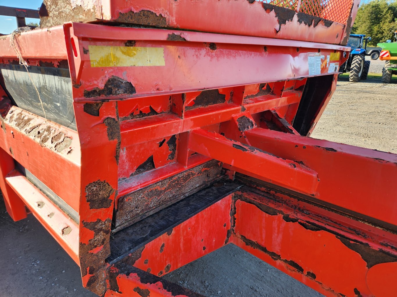 Kuhn Knight ProPush 2044 vertical beater manure spreader