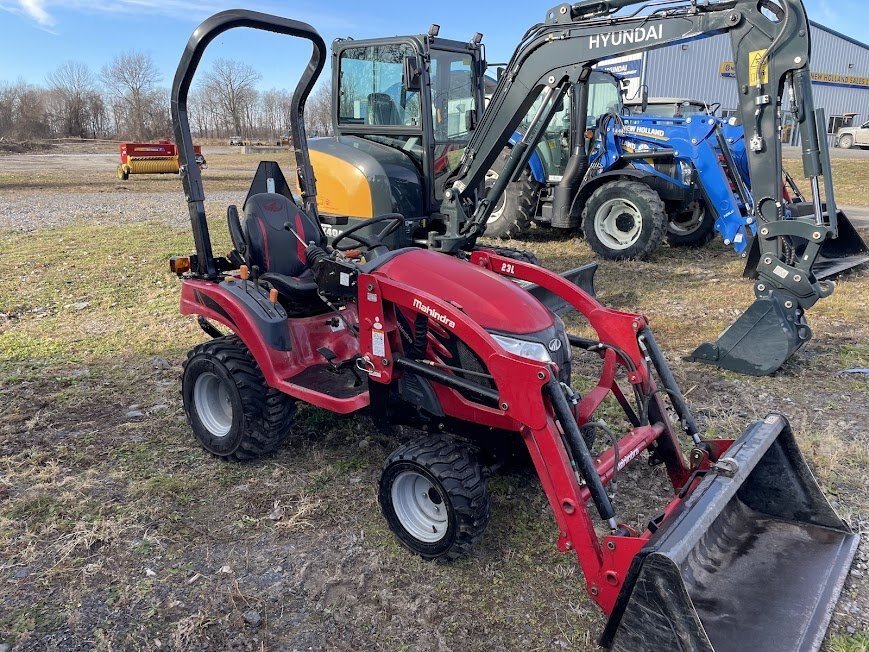 2018 Mahindra eMax 20S