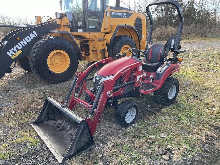 2018 Mahindra eMax 20S