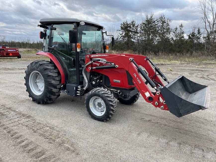 2015 Massey Ferguson 1749