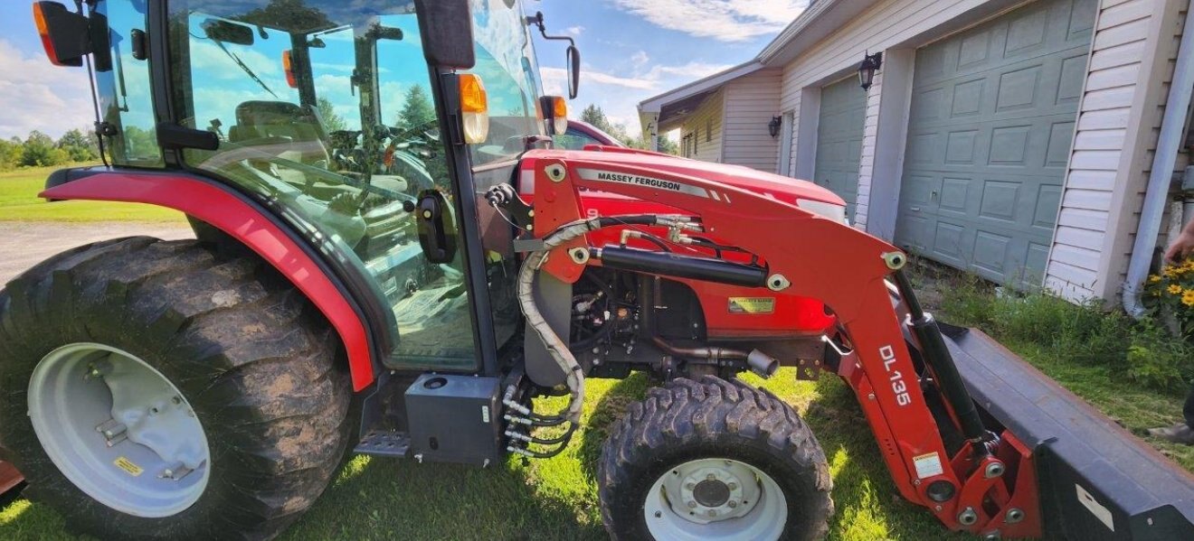 2015 Massey Ferguson 1749