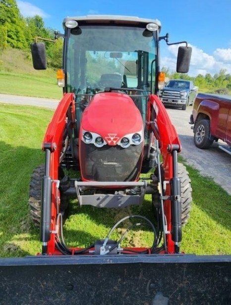 2015 Massey Ferguson 1749