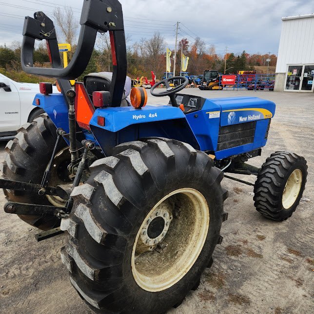 2011 New Holland T1530