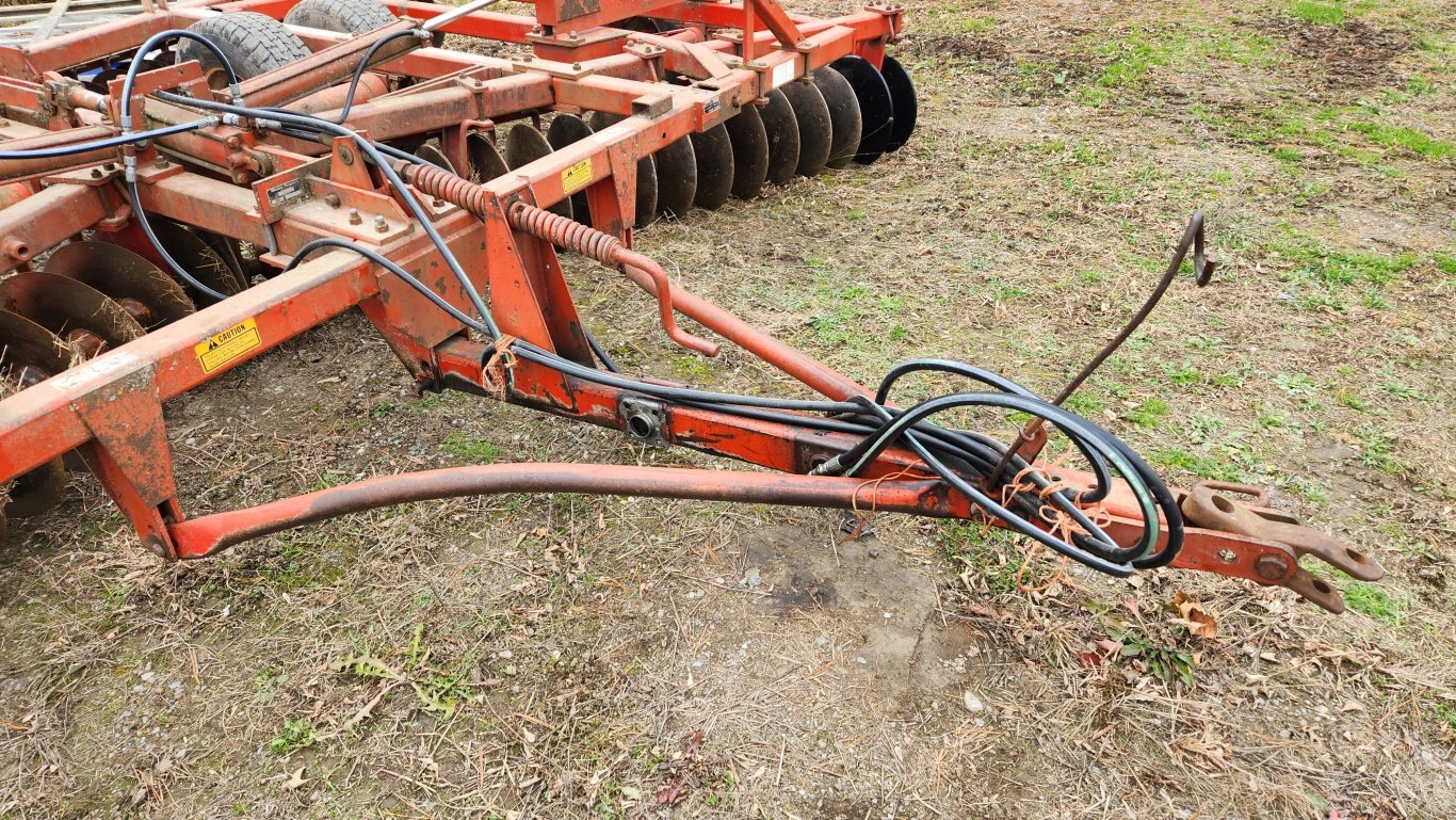 Massey Ferguson 820 disc